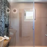 Апартаменти Domi Luxury By Cura Collection *