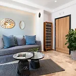 Апартаменти Domi Luxury By Cura Collection