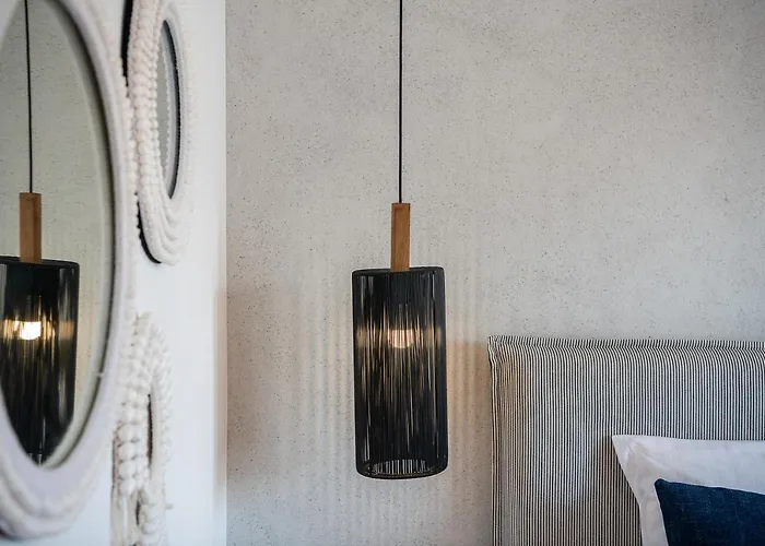 Domi Luxury By Cura Collection *