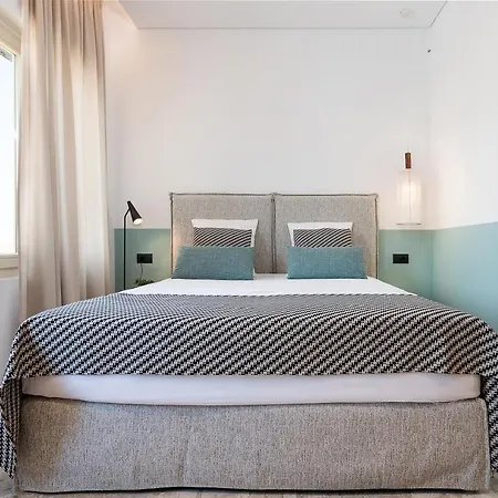 Domi Luxury By Cura Collection