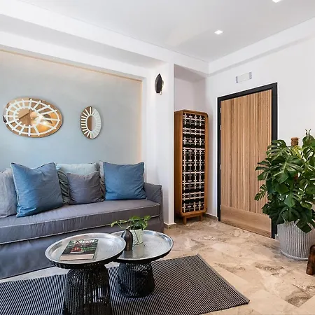 Domi Luxury By Cura Collection *